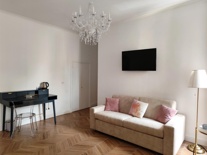 Others 5, Vatican Eco Suite, Rome