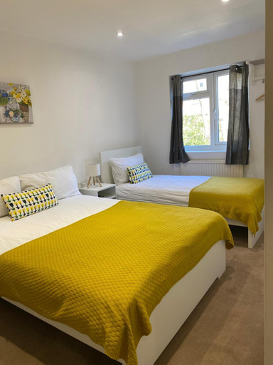 Others 5, Fabulous Private Bedrooms near Euston Station, Central London, London