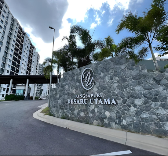 Exterior & Views