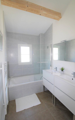 Bathroom 4, A Grimaud dans le Golfe de St Tropez - Villa avec piscine privative plage a pied, Var