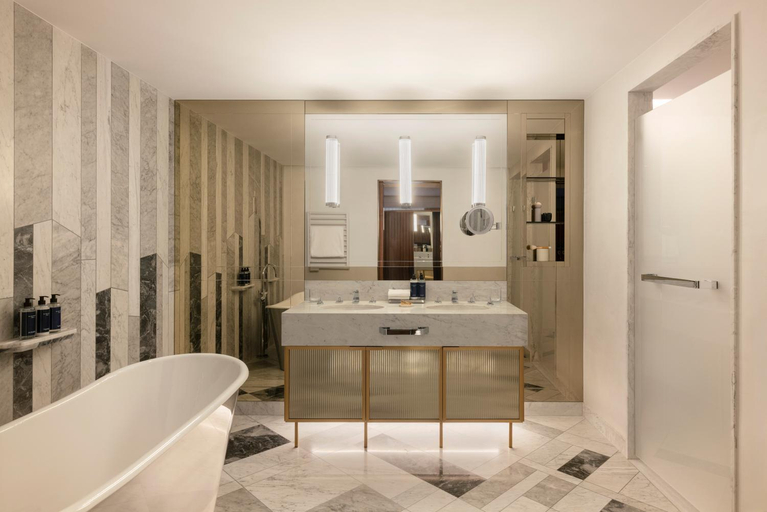 Bathroom 4, Raffles Europejski Warsaw, Warsaw