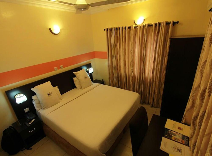 Bedroom 3, Esado Conference Centre and Suites, Kosofe