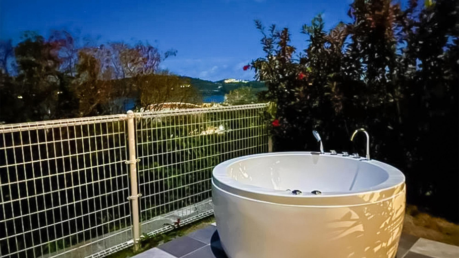 Bathroom 3, Villa Charme, Motobu
