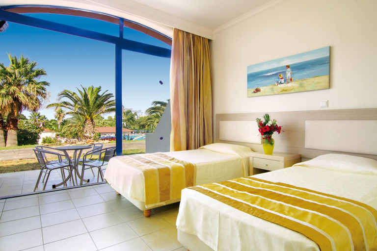 Bedroom 3, Kresten Palace Hotel, South Aegean