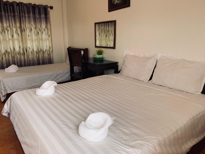 Bedroom 2, Dalom Guesthouse, Khong