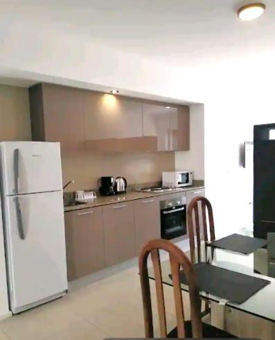 Others 5, Apartamento sobre Av Cordoba, Distrito Federal