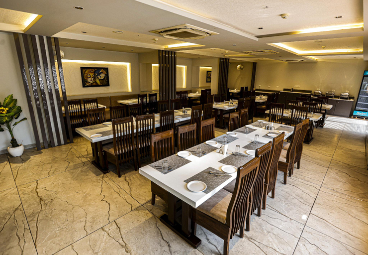 Food & Drinks 5, Hotel Mukut Mani, Mathura