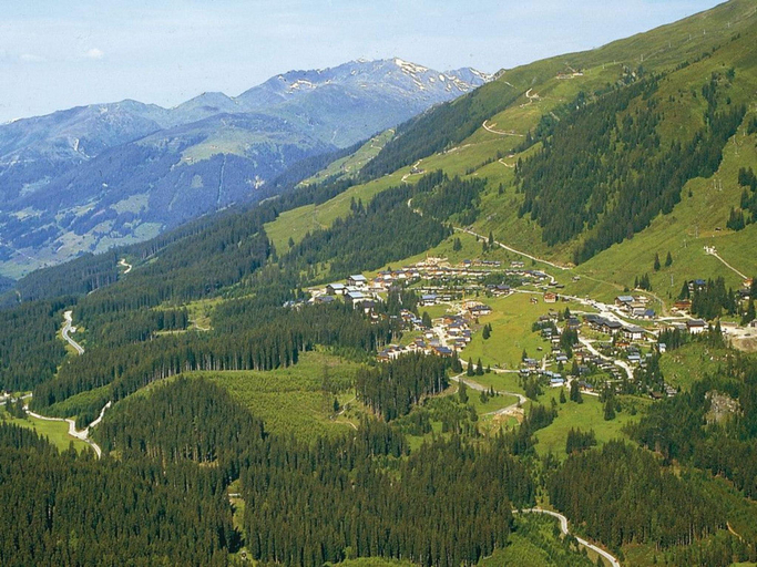 Others 4, Loft in Gaal near Ski Slopes, Murtal