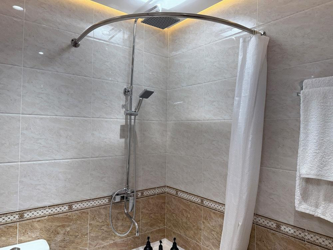 Bathroom 4, Usman Heritage Hotel, Buxoro