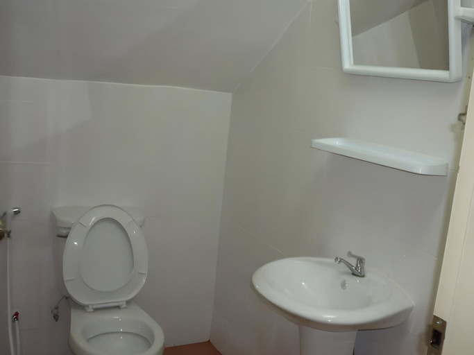 Bathroom 3, D's Corner & Guesthouse, Phuket Island