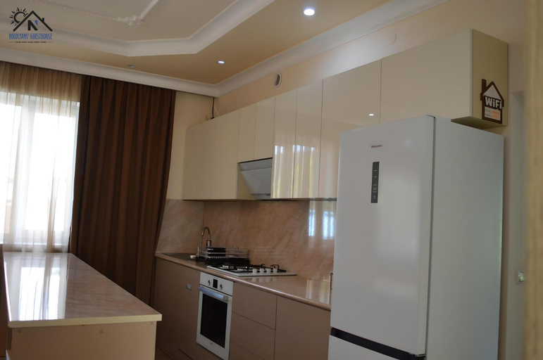 Others 4, Nikolyans' Guesthouse
