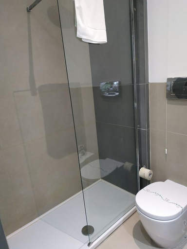Bathroom 5, Albatros Hotel, Syracuse
