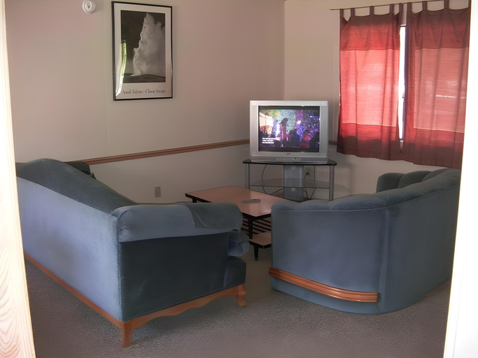 Public Area 2, Bristlecone Motel, Inyo