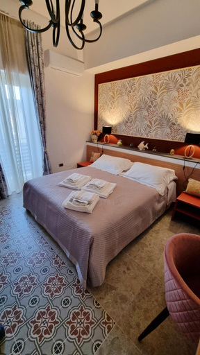 Bedroom 2, Dimoranna Casa Vacanza con Parcheggio Privato, Vibo Valentia