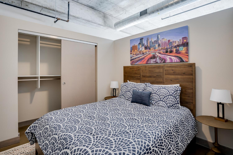 Facilities 4, Sable 207 - One Bedroom, Hennepin