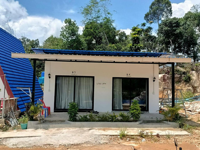 Exterior & Views 2, Blue Zone Hostel, Sihanoukville