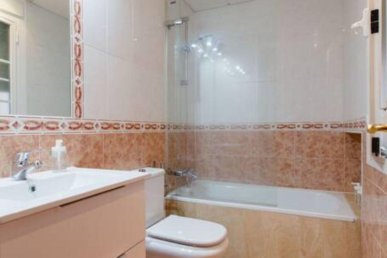 Bathroom 3, Apartamento El Patio de Cánovas, Cádiz
