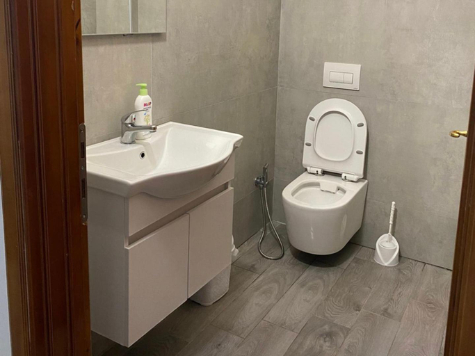 Bathroom, Arli Eris Rent rooms, Vlorës