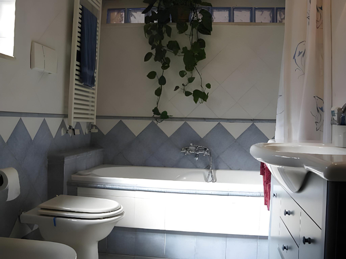 Bathroom 5, Mirto E Mare, Cagliari