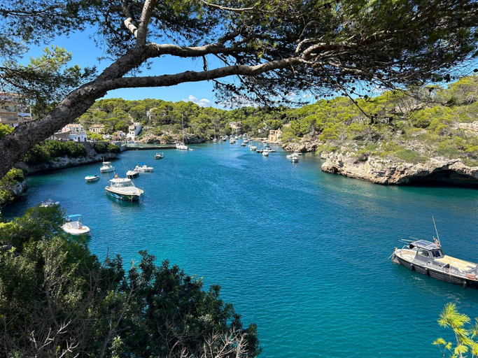 Others 3, Hostal Can Jordi, Baleares