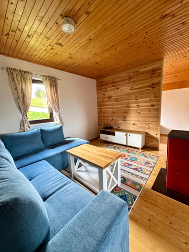 Others 5, Highlander villas