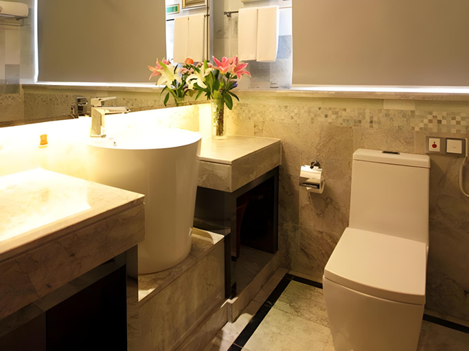 Bathroom 3, Vienna International Hotel Yangzhou Wanda Plaza Libao, Yangzhou