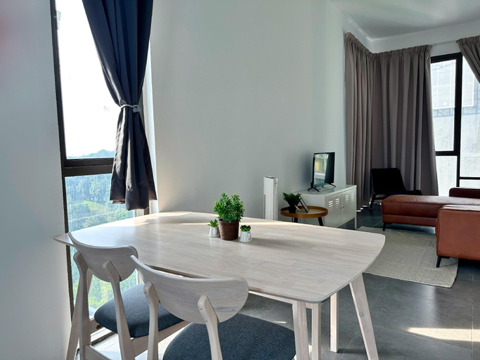 Others 5, Hello Empire Damansara (Wifi & Netflix), Petaling Jaya