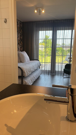 Bedroom 2, B&B slapen in de veenhoop, Smallingerland