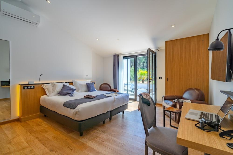 Others 3, Hotel Ile de Re, Charente-Maritime