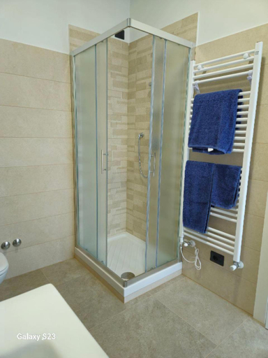 Bathroom 2, Appartamento SoleLuna, Varese