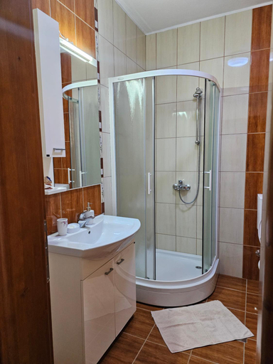Bathroom 2, Apartments Nadja