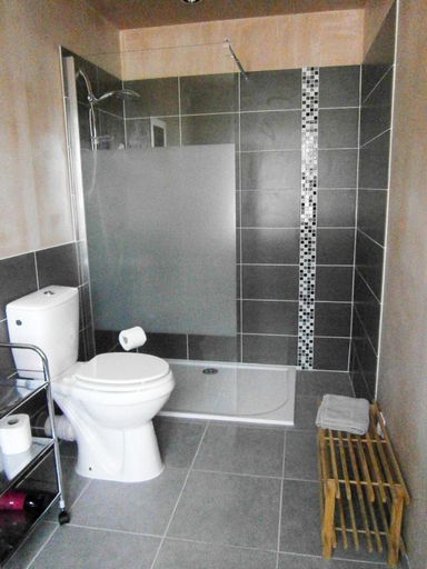 Bathroom 3, Le Charhido, Charente-Maritime