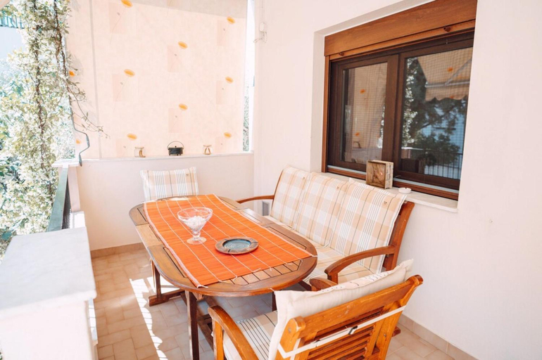 Others 5, Sylvi Maisonette Volos, Thessaly