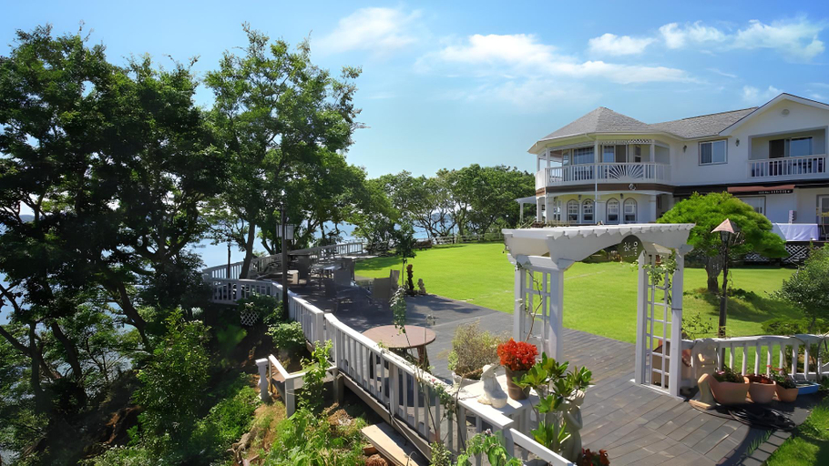Exterior & Views, Taean (Anmyeondo) Howl Pension, Taean