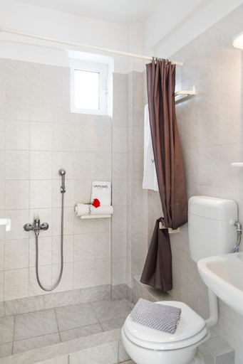 Bathroom 5, Vamvini Hotel, Central Macedonia