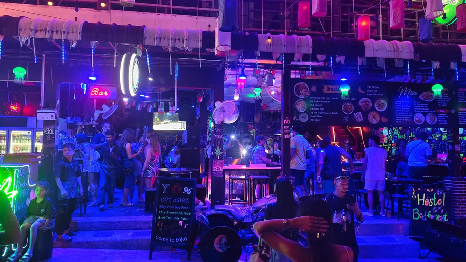 Others 3, Moonland Bar and Hostel, Ko Phangan