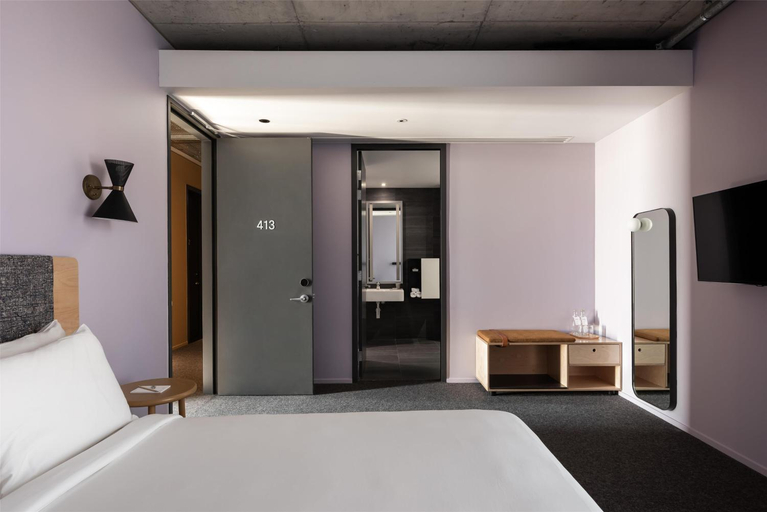Bedroom 4, Alex Hotel, Perth