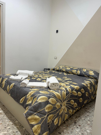 Bedroom 4, Napul'è, Napoli