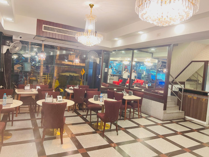 Food & Drinks 5, Class Boutique Pattaya, Pattaya