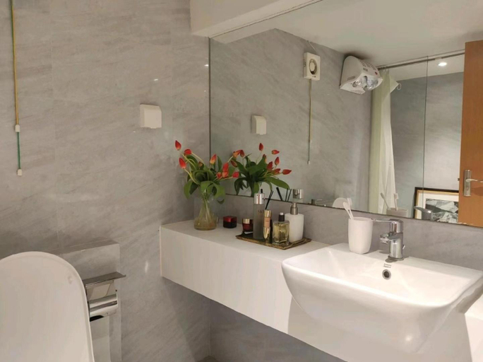 Bathroom 5, Zizaiju Serviced Apartment, Shanghai
