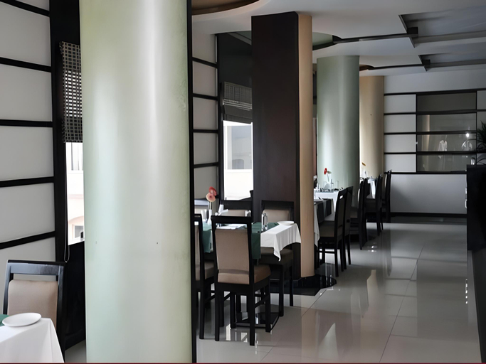 Food & Drinks 3, Hotel Ark Continental Rudrapur, Udham Singh Nagar