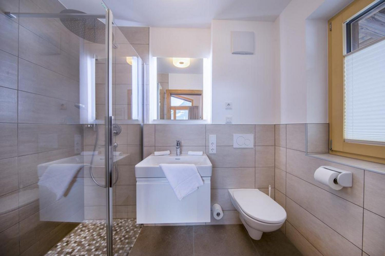 Bathroom, Modern Chalet near Zillertal Arena, Zell am See