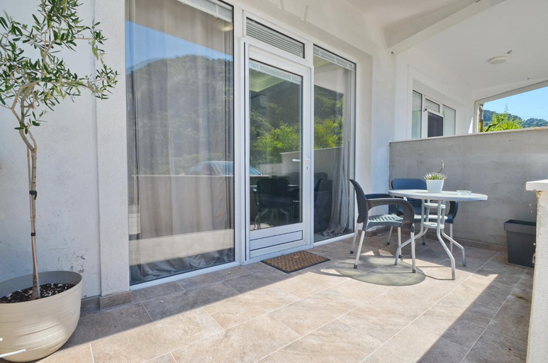 Others 5, Apartments Boka Pearl
