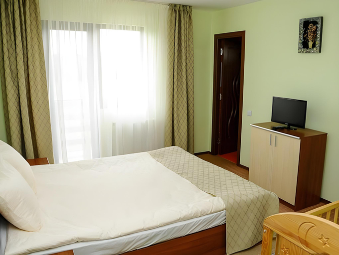 Bedroom, Pensiunea Regal, Sanmartin