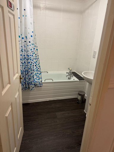 Bathroom, Jakes hideout at James cook, Middlesbrough