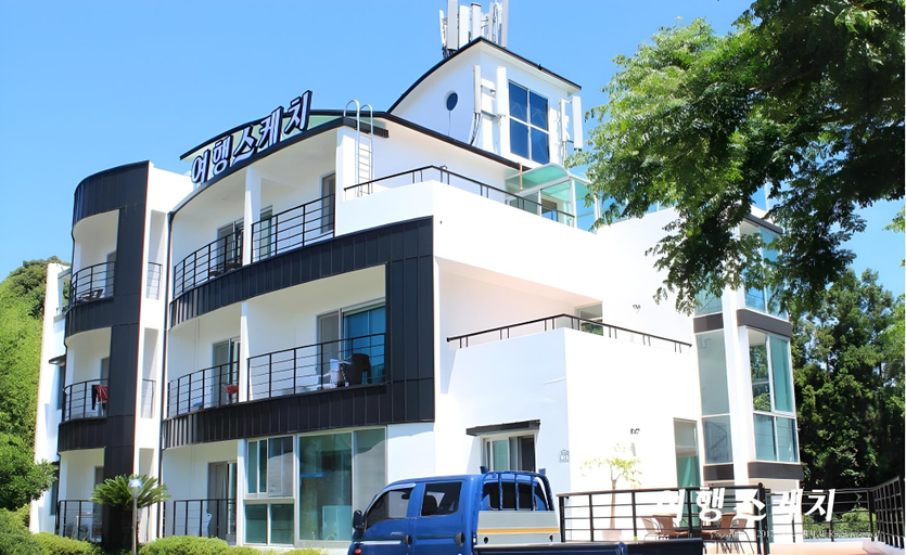 Exterior & Views, Toursketch Pension, Seogwipo