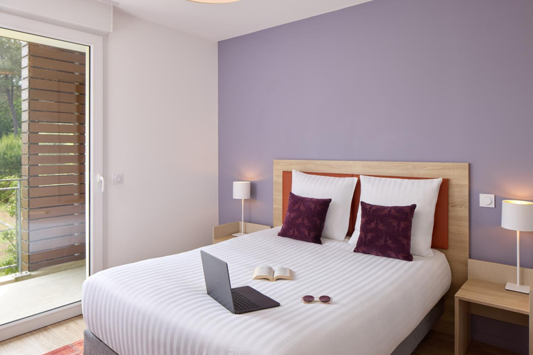 Bedroom, Quality Aparthotel Mont-de-Marsan, Landes