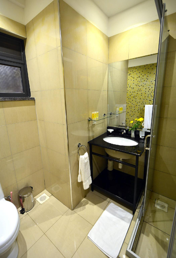 Bathroom 4, Bukoto Heights Apartments, Kampala