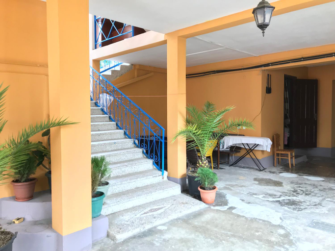 Others 5, Hotel Nana, Kobuleti