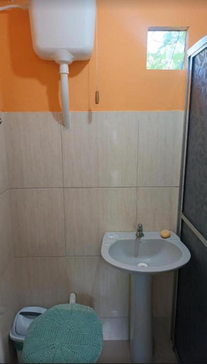 Bathroom 4, Pousada e Camping Rhaiana, Paranaguá